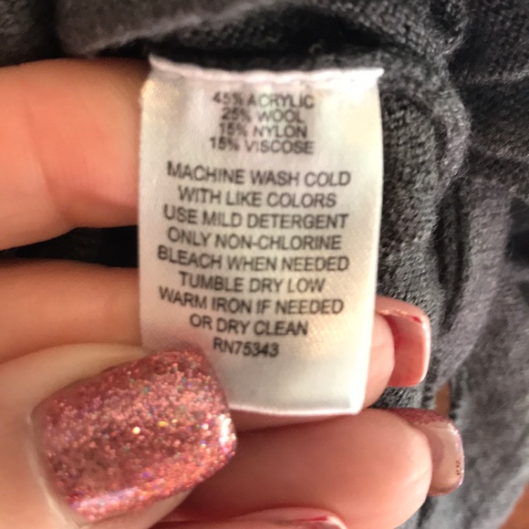 Sweater - Picture 3 of 4